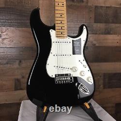 Fender Player Stratocaster with Maple Fretboard, Black, Free Ship, 040