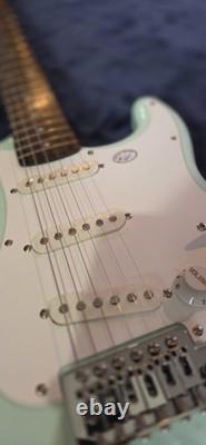 Fender Squier Bullet Strat Electric Guitar Right-Handed Solid 6-String