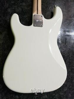 Fender Squier Stratocaster Electric Guitar White