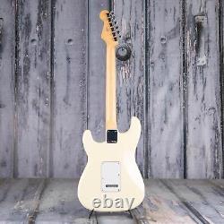 Fender Standard Stratocaster, Olympic White