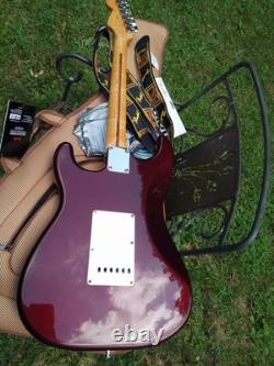 Fender Stratocaster 2008 MIM MAPLE NECK New Extras Great Playability Serviced
