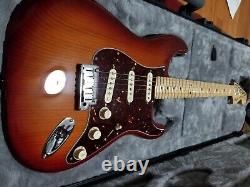 Fender Stratocaster 2021/22 Mod Shop Roasted Pine