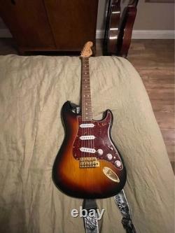 Fender Stratocaster Deluxe Edition Sunburst