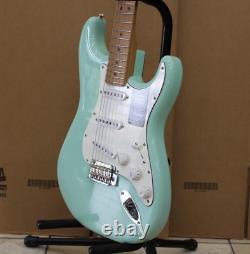 Fender Stratocaster Guitar 2023 (Surf Green) Made in Mexico