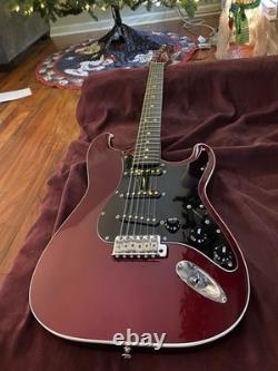 Fender Stratocaster MIJ Electric Guitar 2015 Red with Fender Deluxe Hard Case