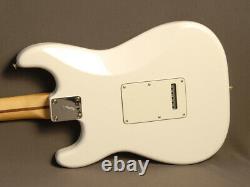 Fender Stratocaster Player MN Polar White