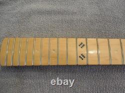 Fender Stratocaster Steve Lacy Neck withTuners Super Rare Mint Condition