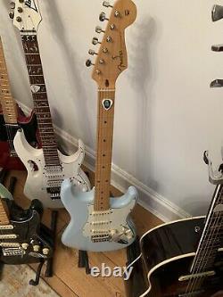 Fender Vintera 50s Stratocaster Electric Guitar Sonic Blue