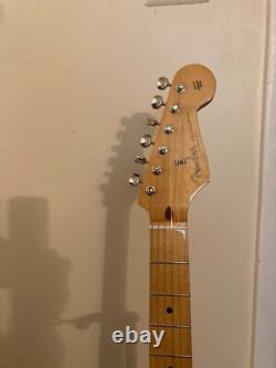 Fender Vintera'50s Stratocaster Modified Electric, Maple, Daphne Blue