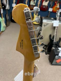 Fender Vintera'60s Stratocaster Electric Guitar Ice Blue Metallic