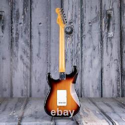 Fender Vintera II'60s Stratocaster, 3-Color Sunburst