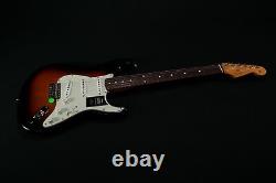 Fender Vintera II 60s Stratocaster, Rosewood Fingerboard, 3-Color Sunburst 927