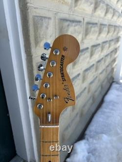 Fender Vintera II'70s Stratocaster Electric Guitar Vintage White