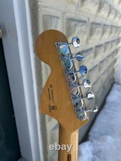 Fender Vintera II'70s Stratocaster Electric Guitar Vintage White