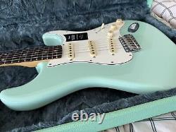 Fender Vintera II 70s Stratocaster Surf Green withFREE Brand New Matching Case