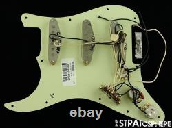 Fender Vintera III Early 60s Stratocaster LOADED PICKGUARD, Early 60s PU's Strat