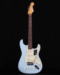 Fender Vintera III Early'60s Stratocaster, Rosewood FB, Sonic Blue