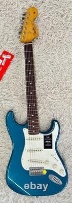 Fender Vintera III Late'60s Stratocaster, Rosewood Fingerboard, Ocean Turquoise