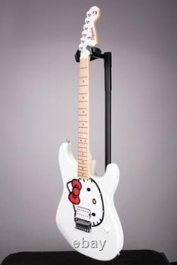 Fender x Hello Kitty White Stratocaster Maple Fingerboard with Gig Bag Fender x Hello Kitty White Stratocaster Maple Fingerboard with Gig Bag