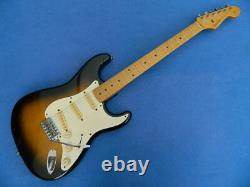 IMPORT 1995-1996 Fender Japan ST57-53 Stratocaster 2TS & new Hard Case