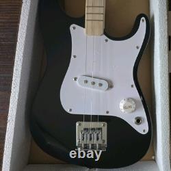 Loog Guitars Fender X Loog 3-String Stratocaster Black withStand, Strap, Tuner