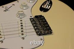NEW Fender Japan Stratocaster CLSC 68 Strat Tex Spec VWH/M White GT269 230511