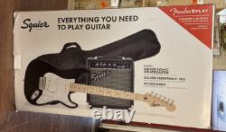 NEW Squier Sonic Stratocaster Electric Guitar Pk with Fender Frontman 10G Amp BLCK