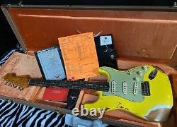 New Fender 1962 Stratocaster Custom Shop Relic Aged Graffiti Yellow 7.8lbs