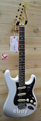 New Fender American Performer Stratocaster Electric Guitar Artic White withGig bag