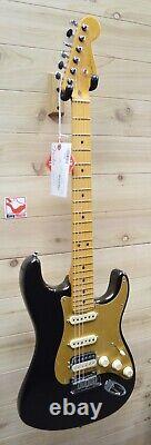 New Fender American Ultra Stratocaster HSS Electric Guitar Texas Tea withCase