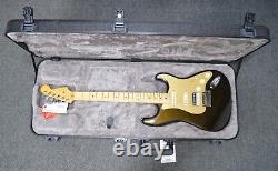 New Fender American Ultra Stratocaster HSS Electric Guitar Texas Tea withCase