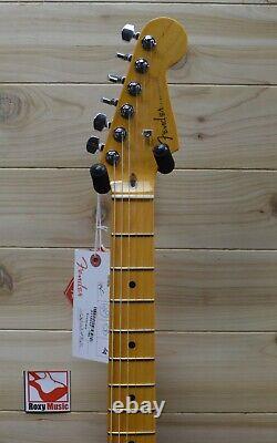 New Fender American Ultra Stratocaster Maple Fingerboard Cobra Blue withCase