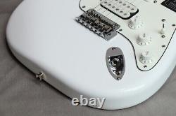 New Fender Player Series Stratocaster HSS Polar White Pau Ferro Electric Guitar