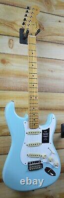 New Fender Vintera'50s Stratocaster Modified Daphne Blue withGigbag