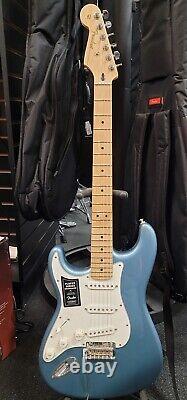 New, out of box, Lefty Fender Player Stratocaster Left-Handed Tidepool Free Ship