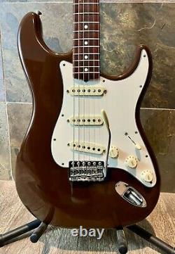 Rare Fender Dan Smith Stratocaster 1982 New Setup Sahara Toupe OHSC (608)