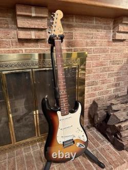 Roland ready Fender Stratocaster 2019 Sunburst Solid Alder RH 6-String MZ8271603