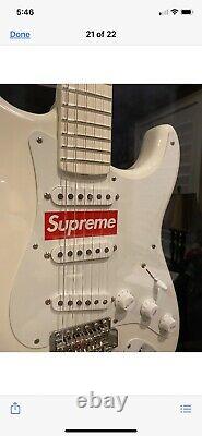 SUPREME FENDER STRATOCASTER GUITAR WHITE RED BOX LOGO FW17 2017 Limited 100 FS