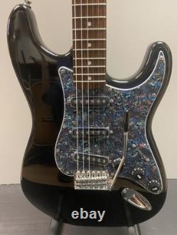 Squier 370202565 Electric Guitar Black
