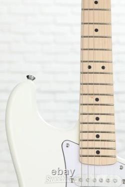 Squier Affinity Series Stratocaster Electric Guitar Olympic White with Maple