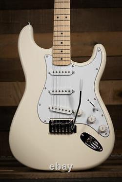 Squier Affinity SeriesT Stratocaster, Maple FB, White Pickguard, Olympic