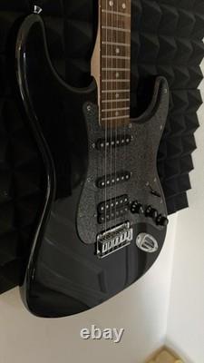 Squier Affinity Stratocaster HSS Elec Guitar Metallic Black with Laurel Fretboard