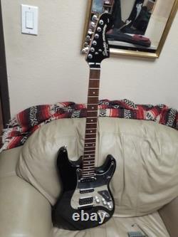 Squier Fender Stratocaster Standard Special Edition Black Chrome Mirror HSS READ