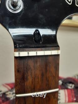 Squier Fender Stratocaster Standard Special Edition Black Chrome Mirror HSS READ