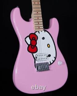 Squier LTD Hello Kitty Stratocaster with Gig Bag, Maple FB, Pink