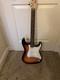 Squier Sonic Stratocaster Maple Fingerboard Electric Guitar 2-color Sunburst