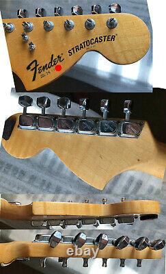1976 Fender Stratocaster, Lux Case, Bracelet En Cuir Nouveau