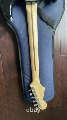 2000 Vintage NOS Fender Stratocaster Standard Noir MIM Mint Non Joué Wow Rare