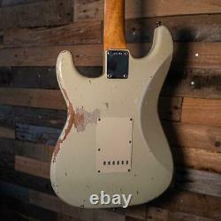 2001 Fender Custom Shop 1960 Relic Stratocaster En Blanc Olympique D'occasion