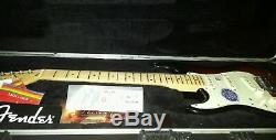 2012 American Fender Deluxe Stratocaster Coutume (gaucher)